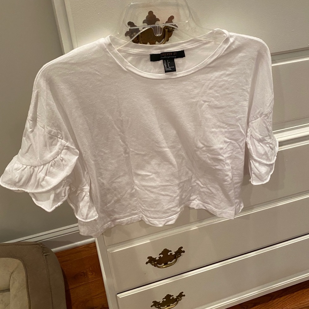 Forever 21 White Crop Tee with Pretty Detail